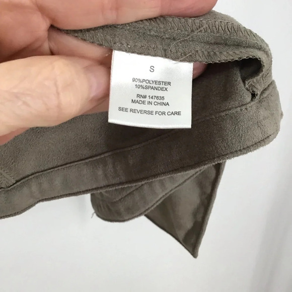 Romeo & Juliet Couture Women’s Faux Suede Open Vest NWT Size S - Picture 8 of 9